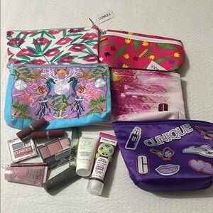 Clinique Vibrant Cosmetic Bag Collection